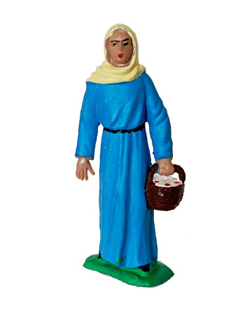 Mujer con cesta de 7 cm.