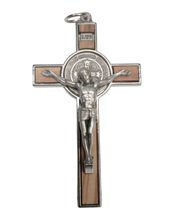 Cruz de San Benito en madera